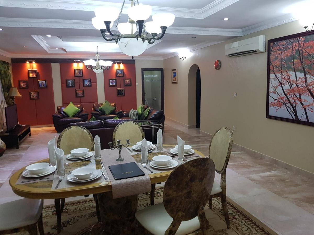 Apartment Royale Hotel & Suite Лагос Екстериор снимка