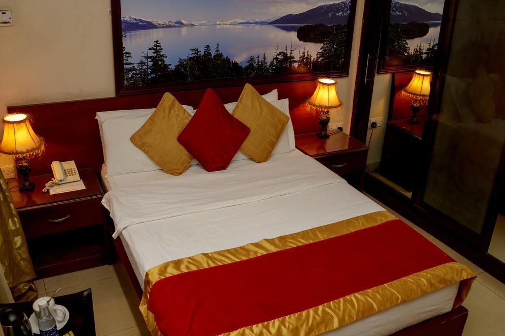 Apartment Royale Hotel & Suite Лагос Екстериор снимка